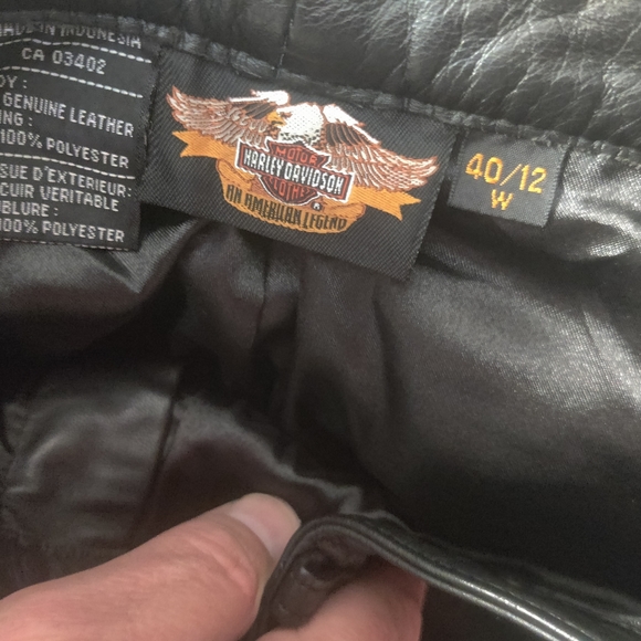 HARLEY VINTAGE GENUINE LEATHER LADIES PANTS...SIZE 12....FLAWLESS CONDITION... - Picture 3 of 7